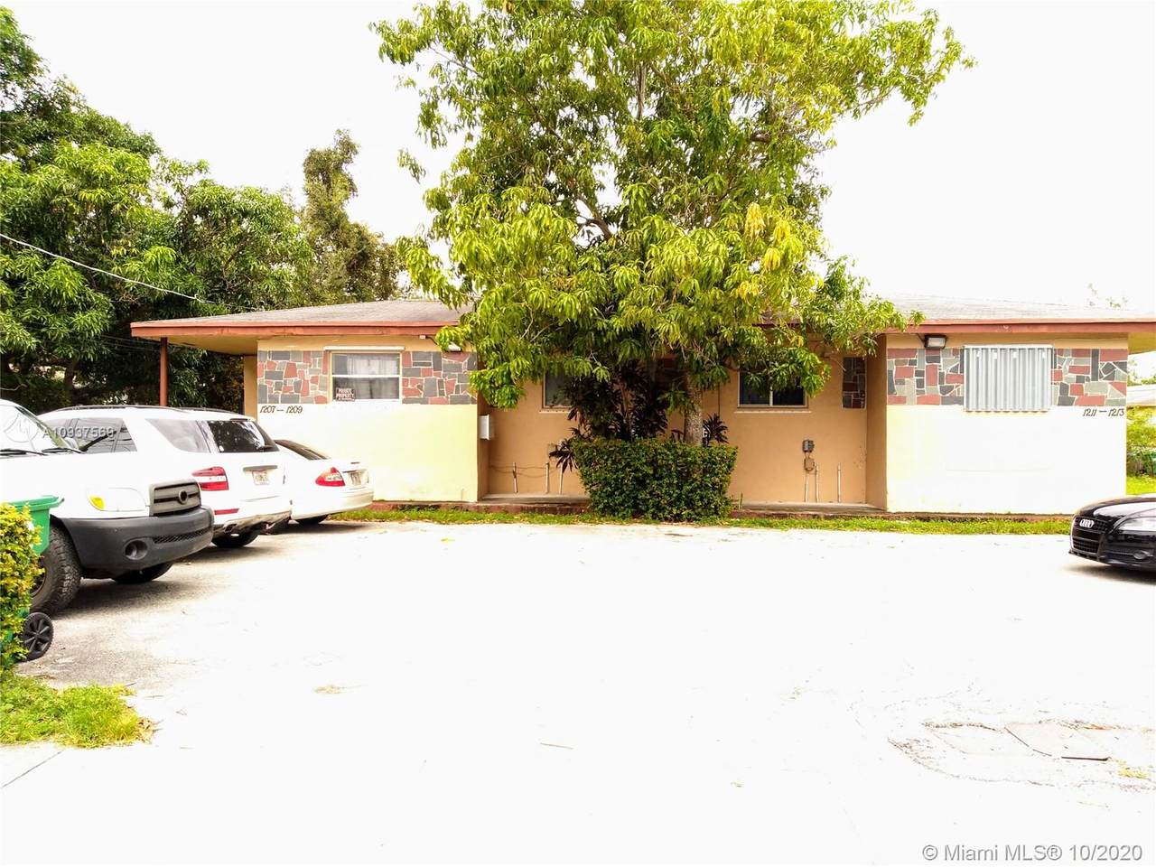 1209 112th St - Photo 1