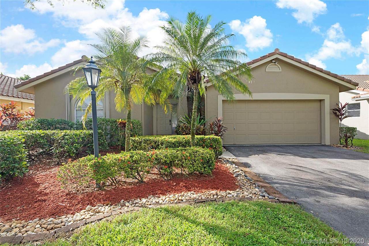 10344 48th Ct - Photo 1