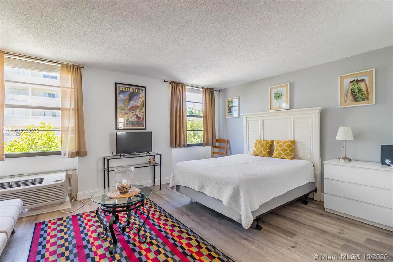 710 Washington Ave - Photo 1