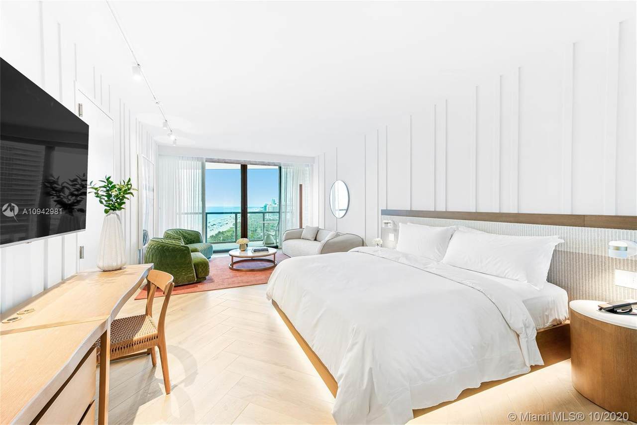 2201 Collins Ave - Photo 1