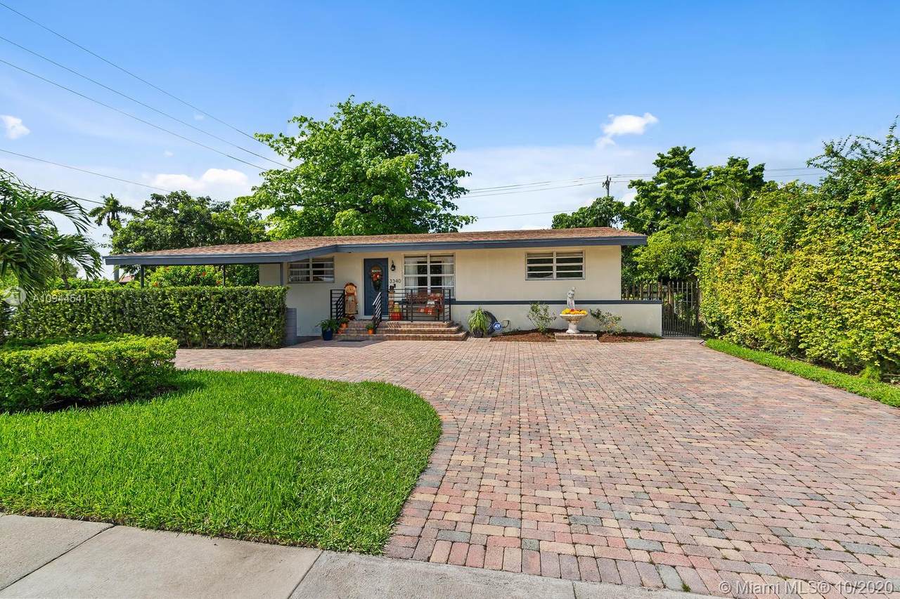3340 92nd Pl - Photo 1
