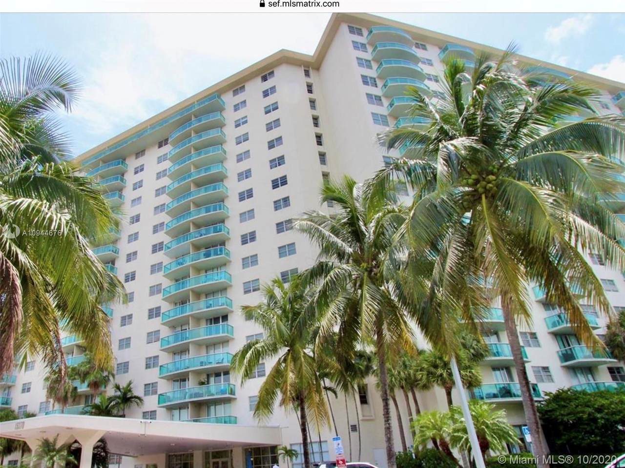 3001 Ocean Dr - Photo 1
