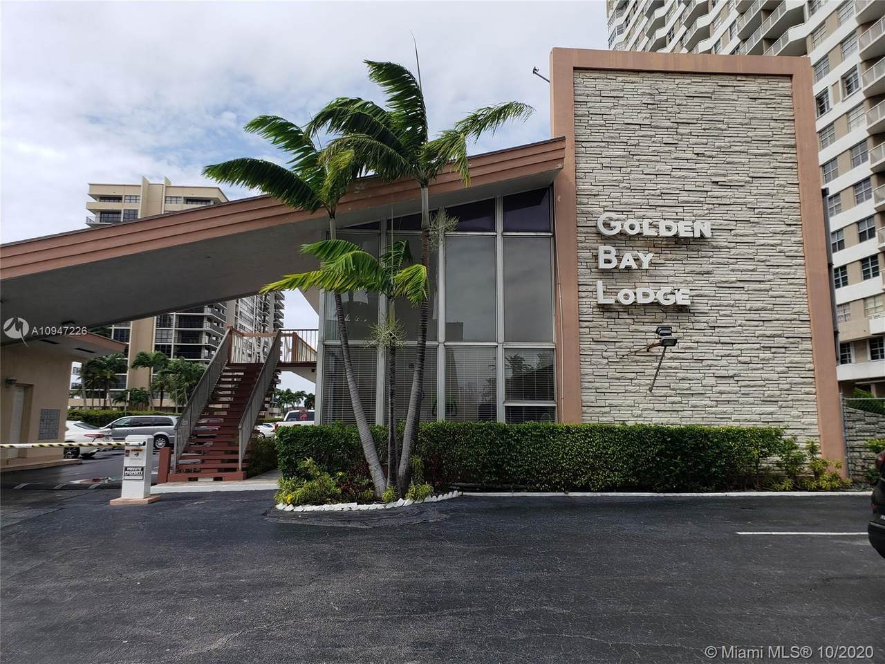 2001 Ocean Dr - Photo 1