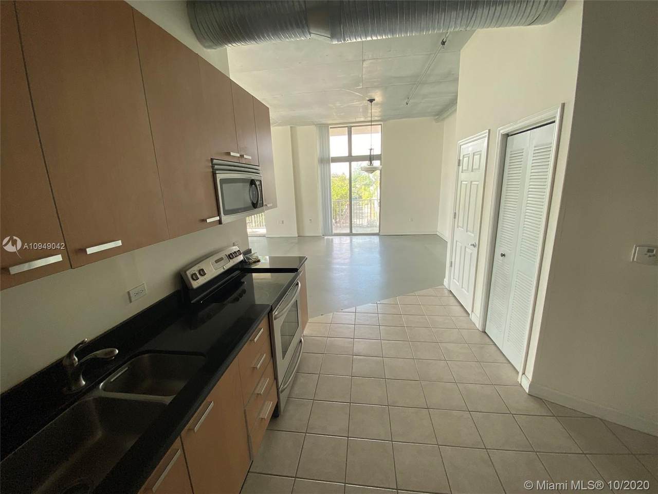 2100 Van Buren St - Photo 1
