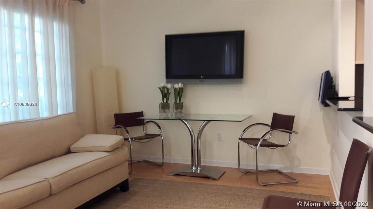 1614 Pennsylvania Ave - Photo 1