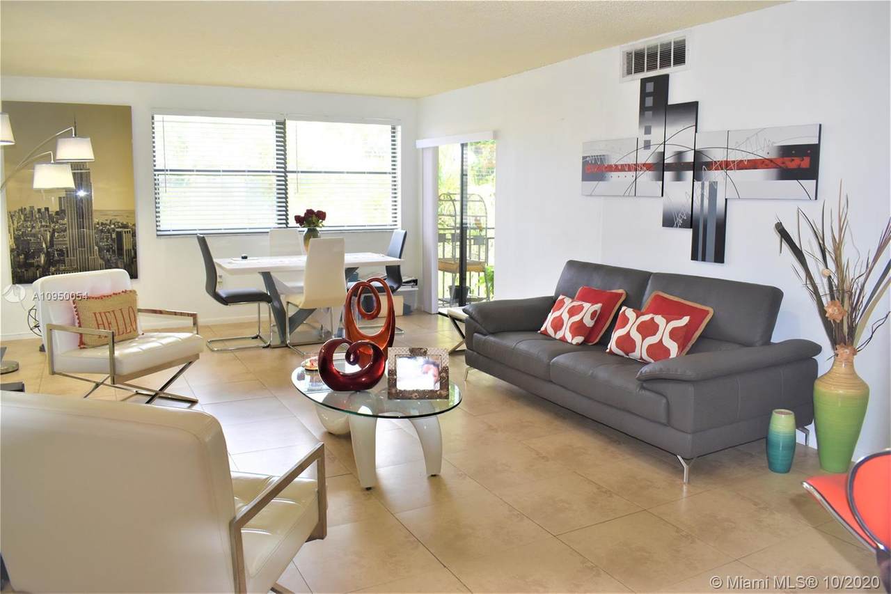 400 Park Dr - Photo 1