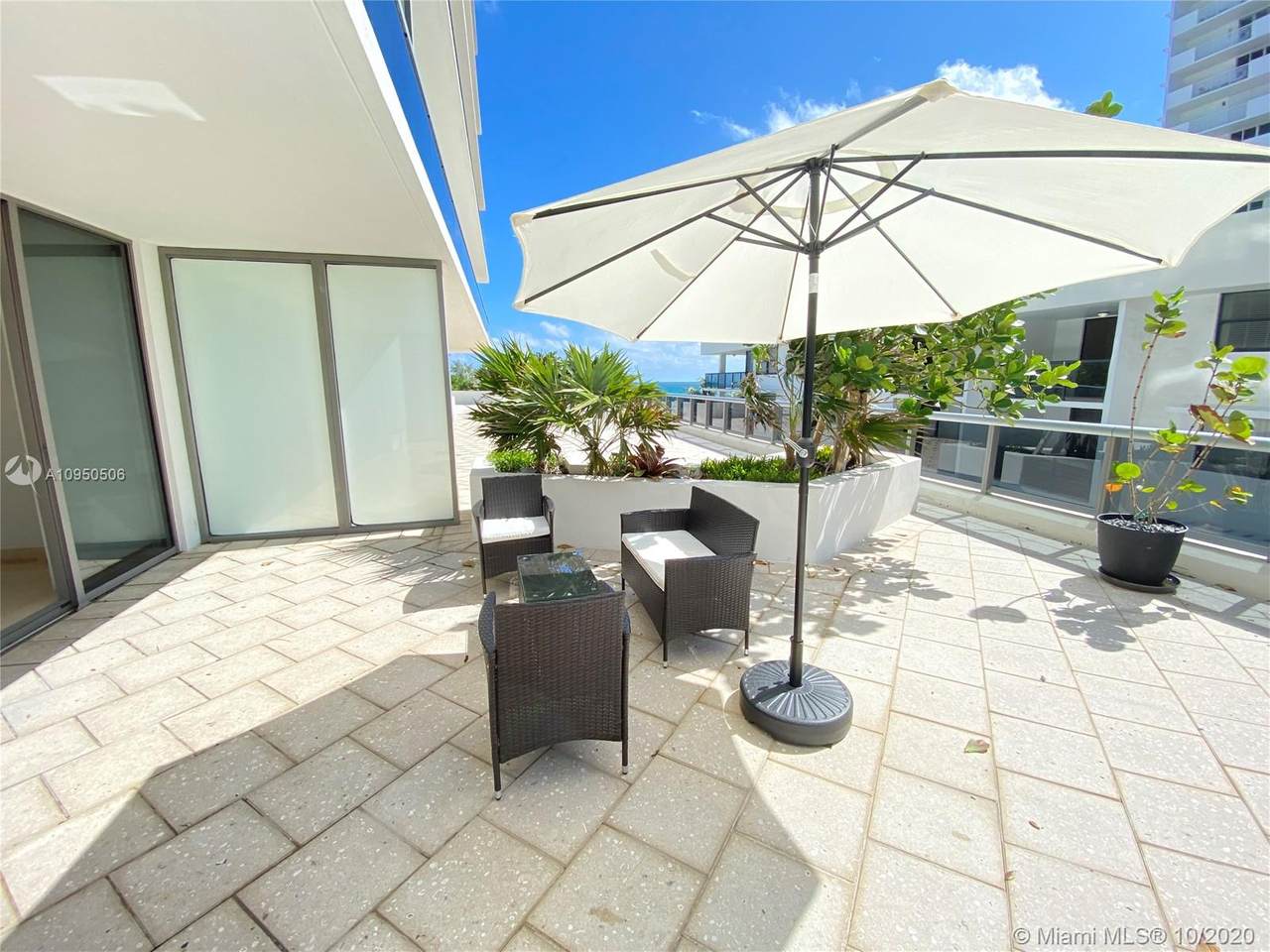 5875 Collins Ave - Photo 1