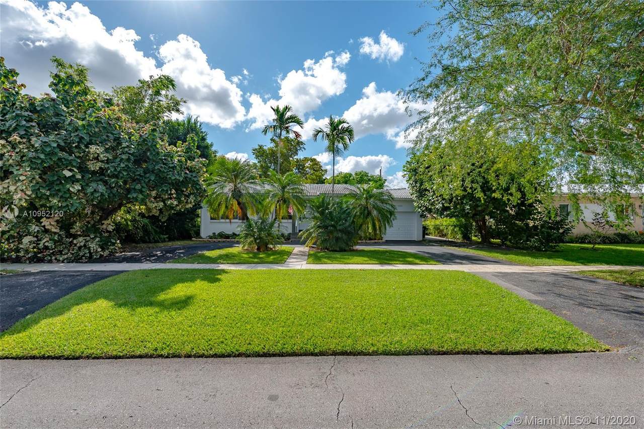 1020 Wren Ave - Photo 1