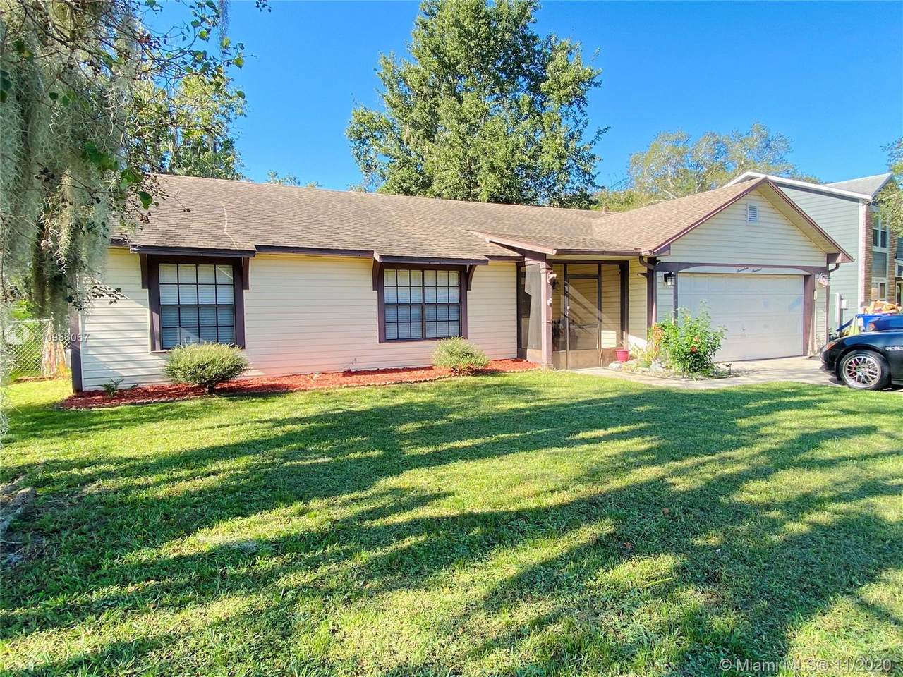 1700 Prairie Lake - Photo 1