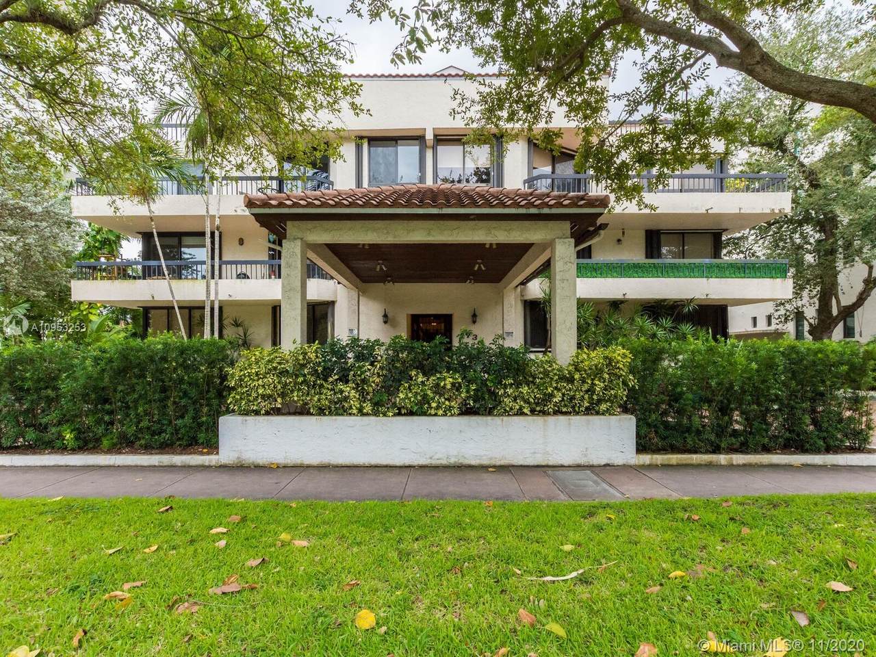 730 Coral Way - Photo 1