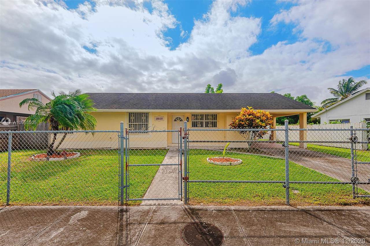 18600 356th St - Photo 1