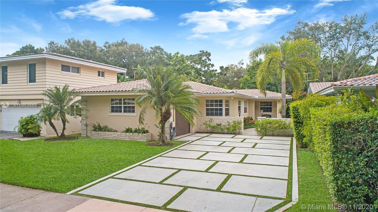 5518 Sardinia St - Photo 1