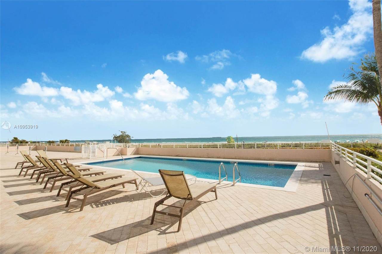 345 Ocean Dr - Photo 1