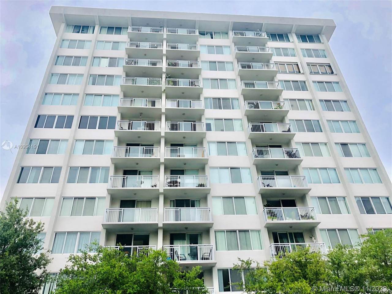 1345 Lincoln Rd - Photo 1