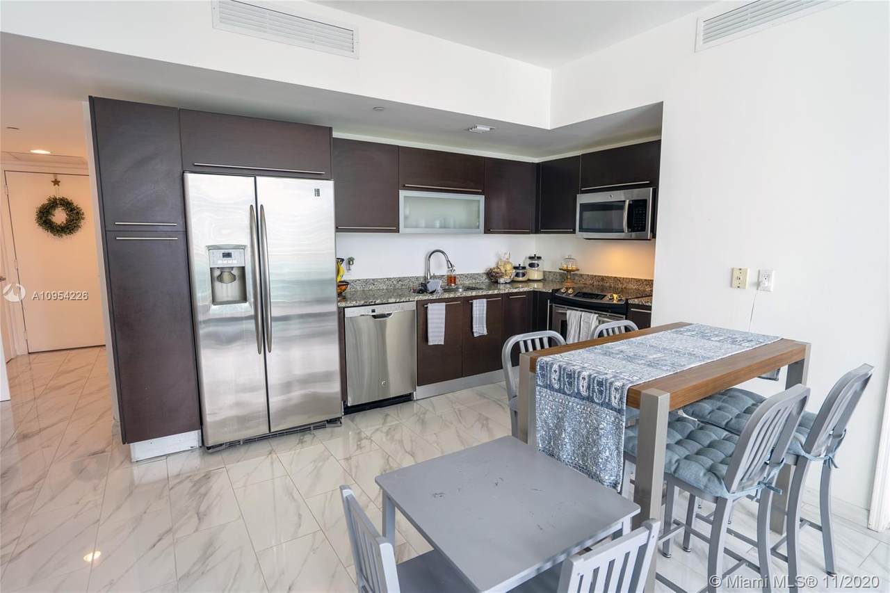 950 Brickell Bay Dr - Photo 1