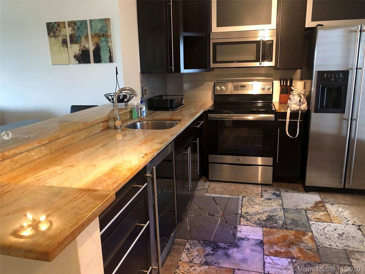 900 12th Ave - Photo 1
