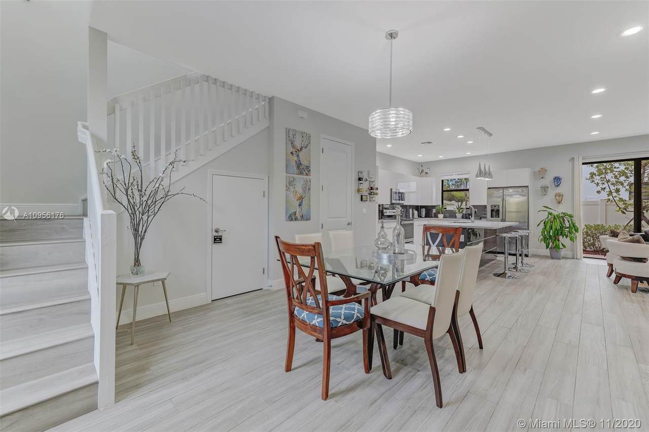 20904 1st Ct - Photo 1