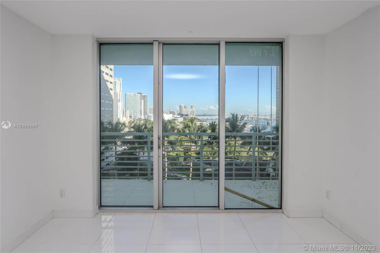 325 Biscayne Blvd - Photo 1