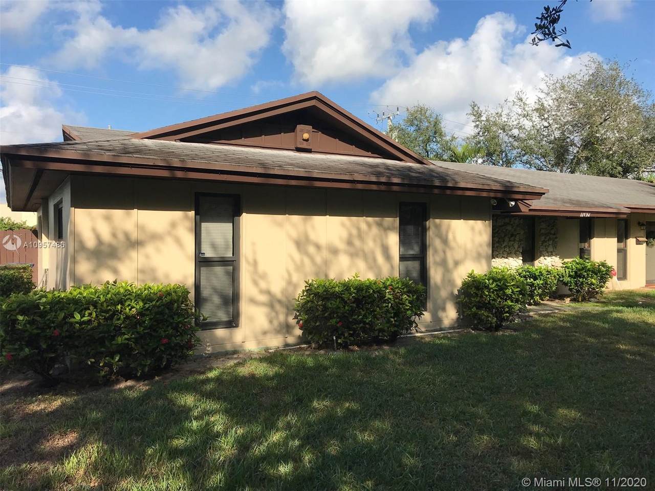 11790 81st Rd - Photo 1