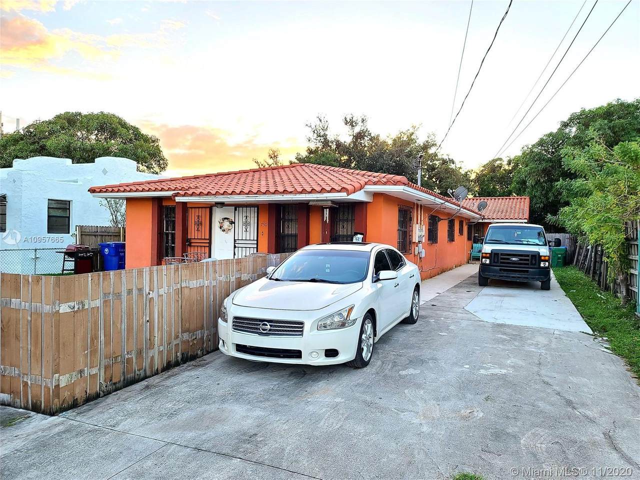 750 33 Ave - Photo 1