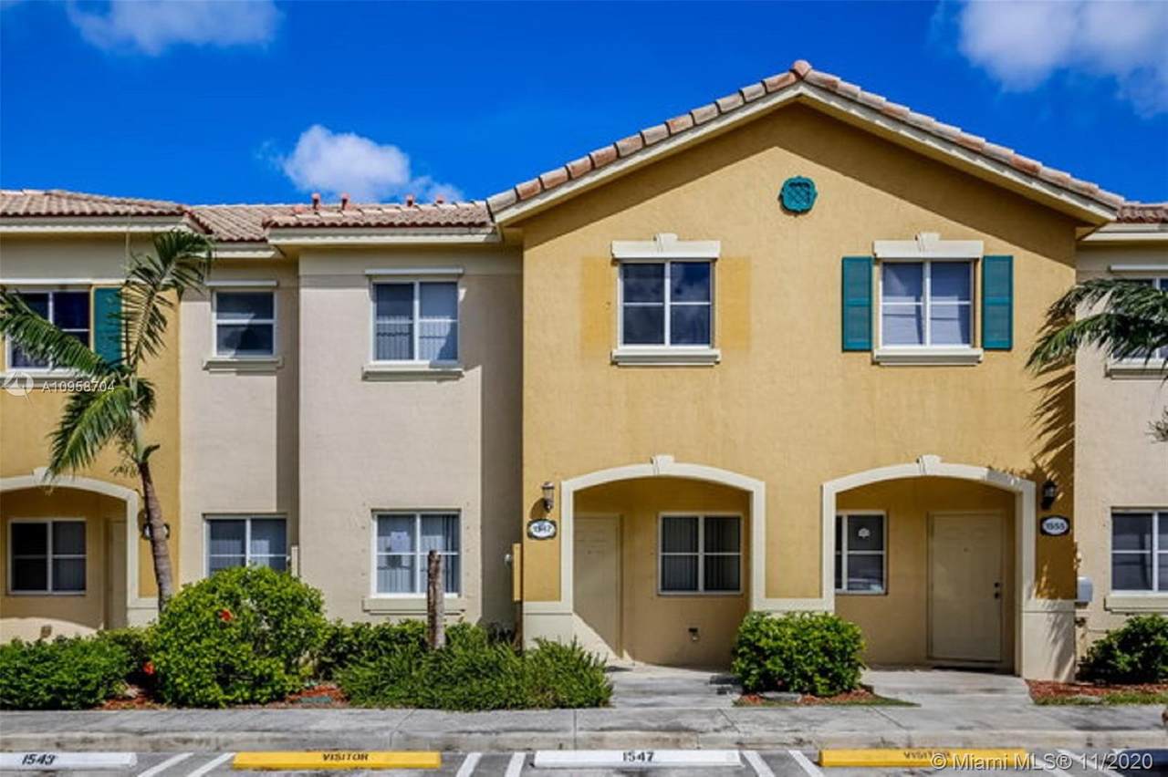 1547 31st Ct - Photo 1
