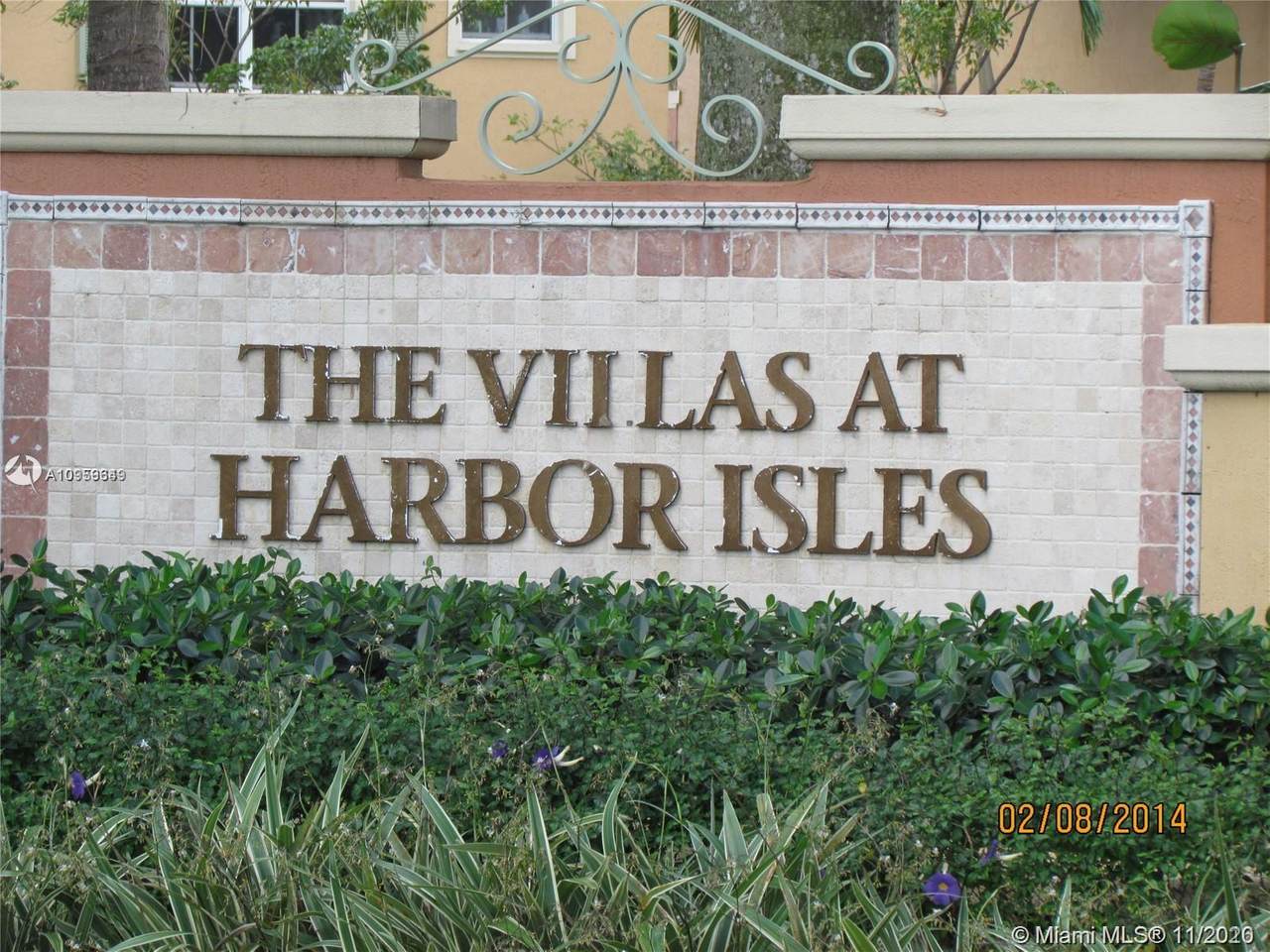 4909 Harbor Isles Dr - Photo 1