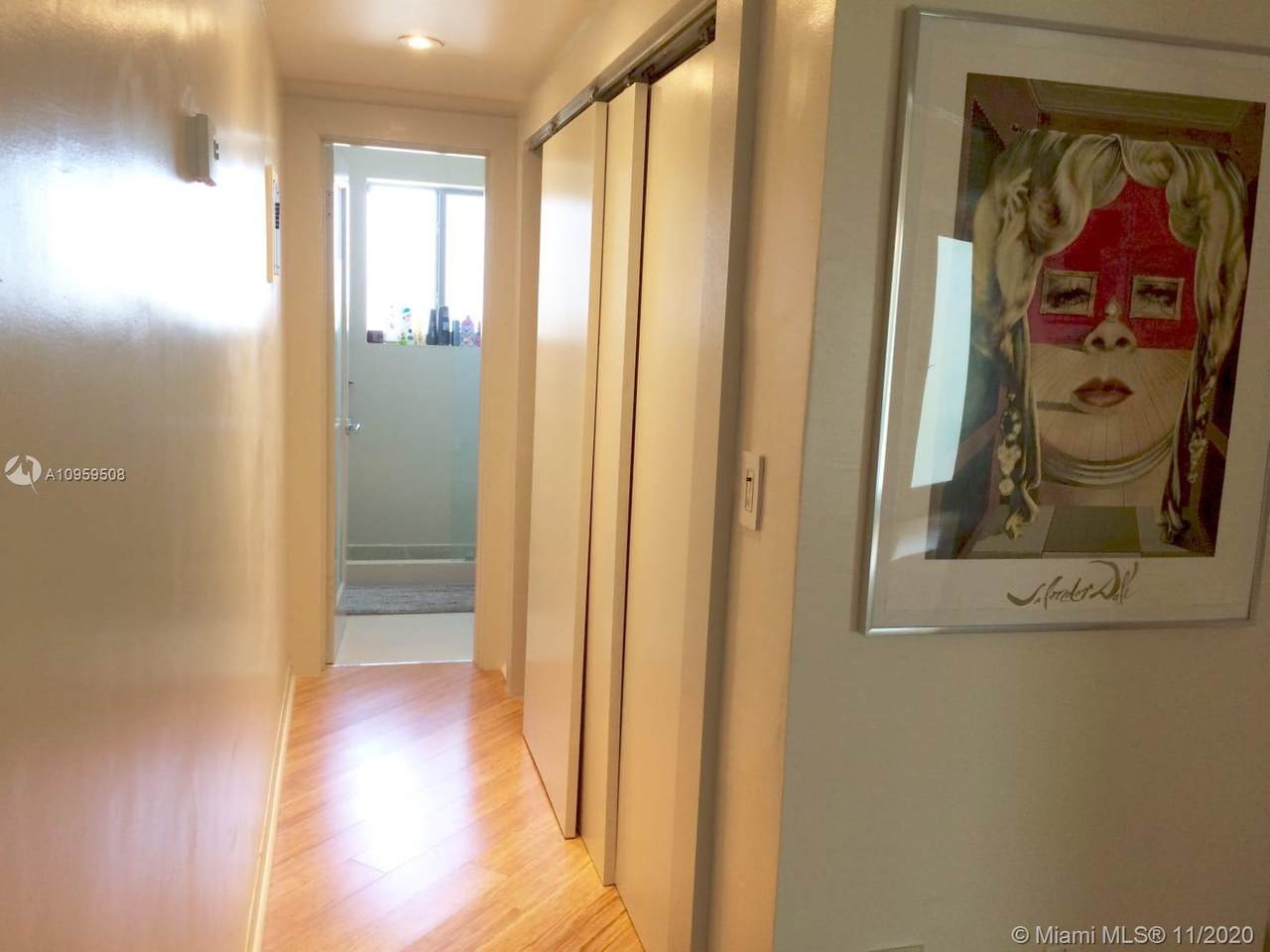 1840 James Ave - Photo 1