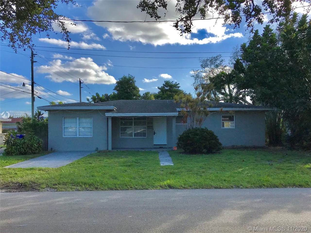 1805 23rd Ave - Photo 1