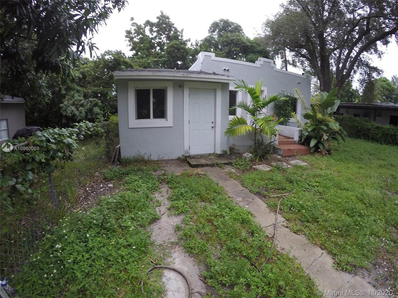 337 44th St - Photo 1