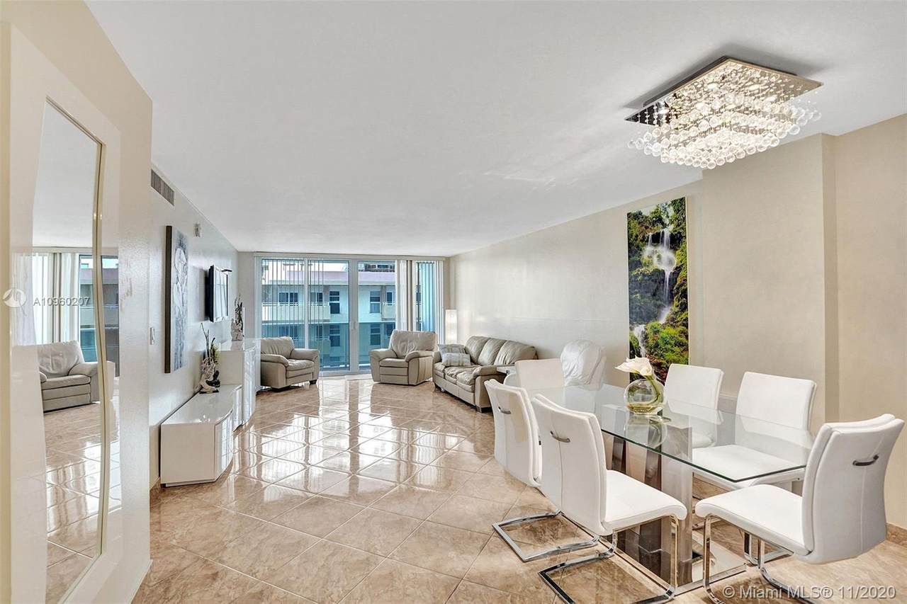 3140 Ocean Dr - Photo 1
