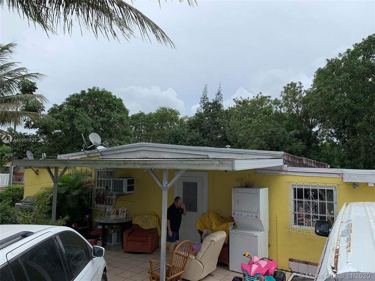 5764 5th Ave - Photo 1