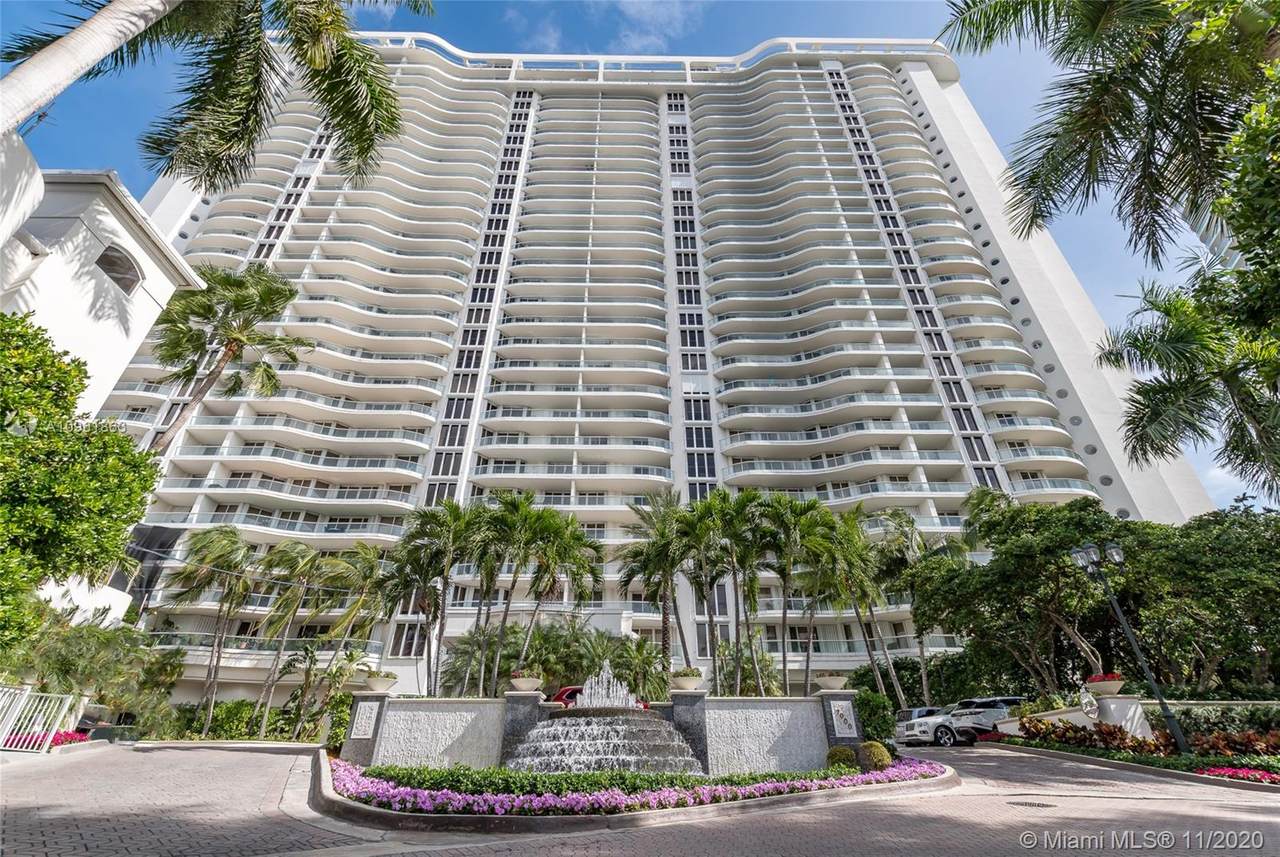 7000 Island Blvd - Photo 1