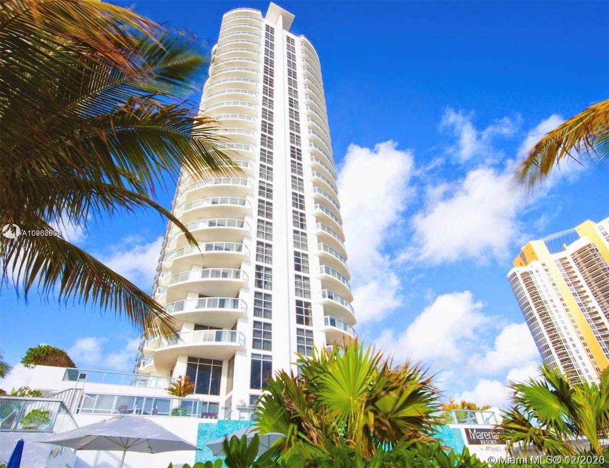 18683 Collins Ave - Photo 1