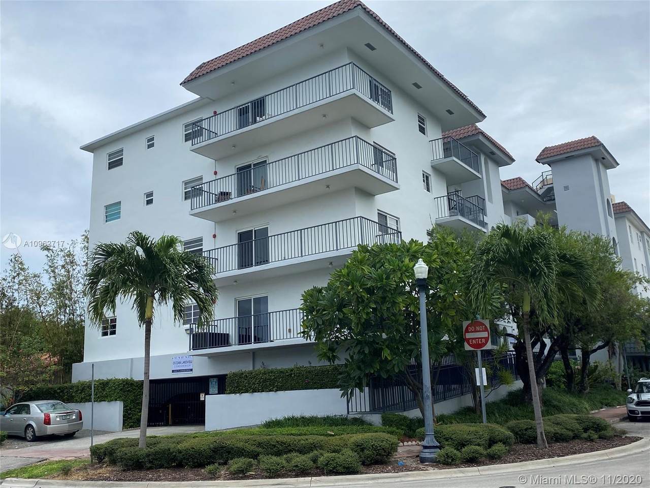 2455 Flamingo Dr - Photo 1