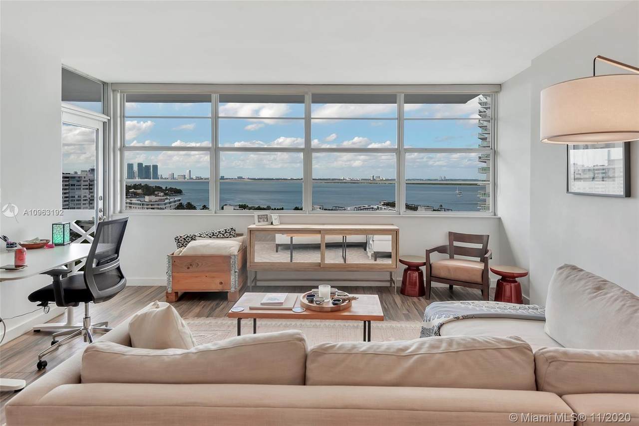 20 Island Ave - Photo 1