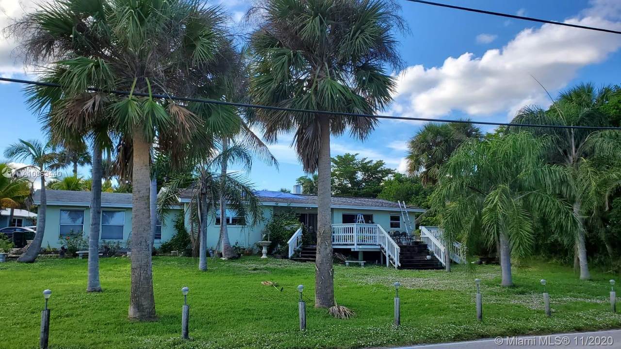 11309 Indian River Dr - Photo 1