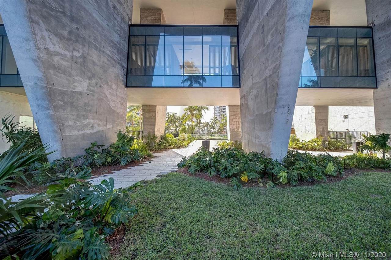 1500 Bay Rd - Photo 1