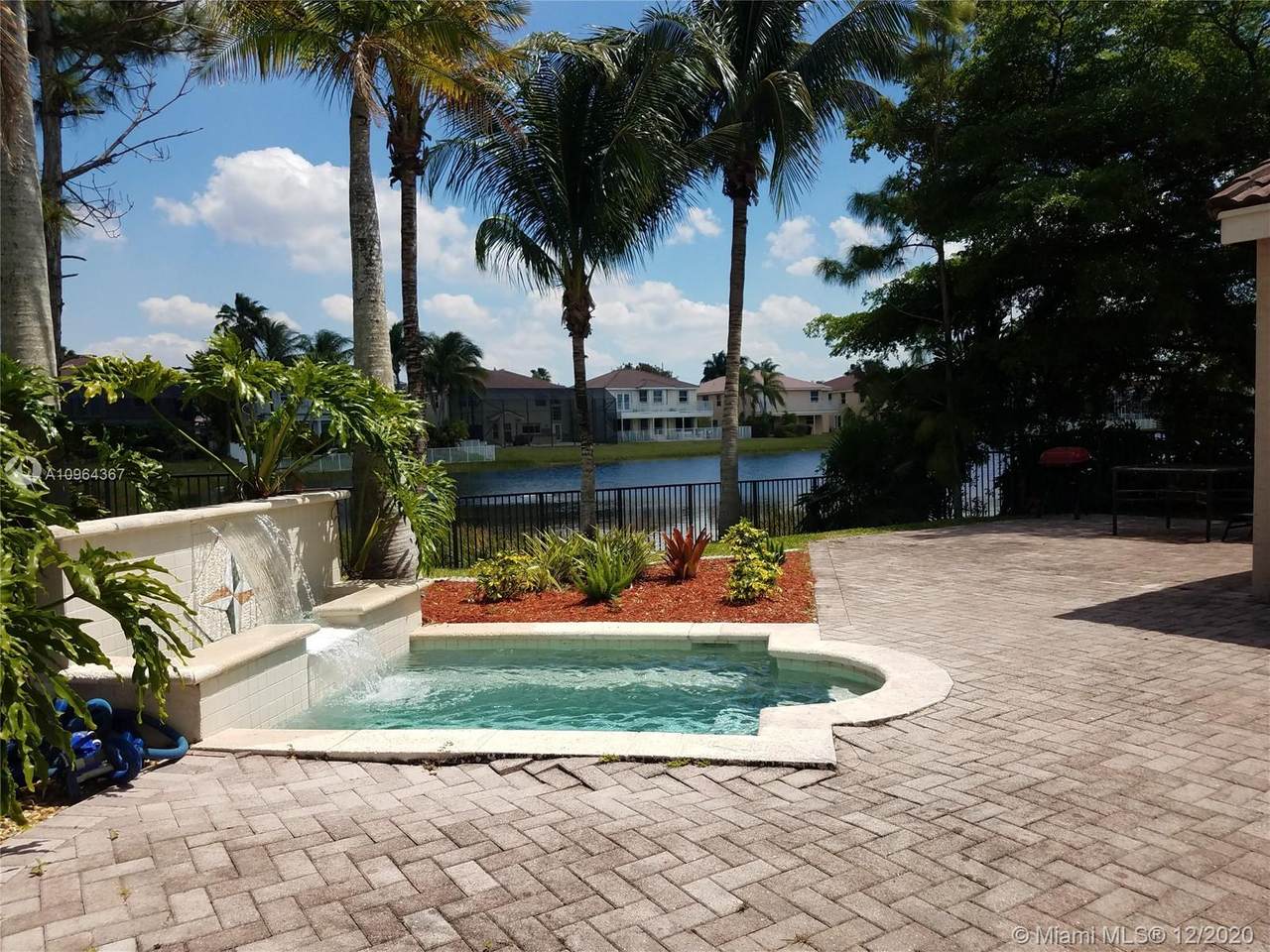 3115 176 WAY - Photo 1