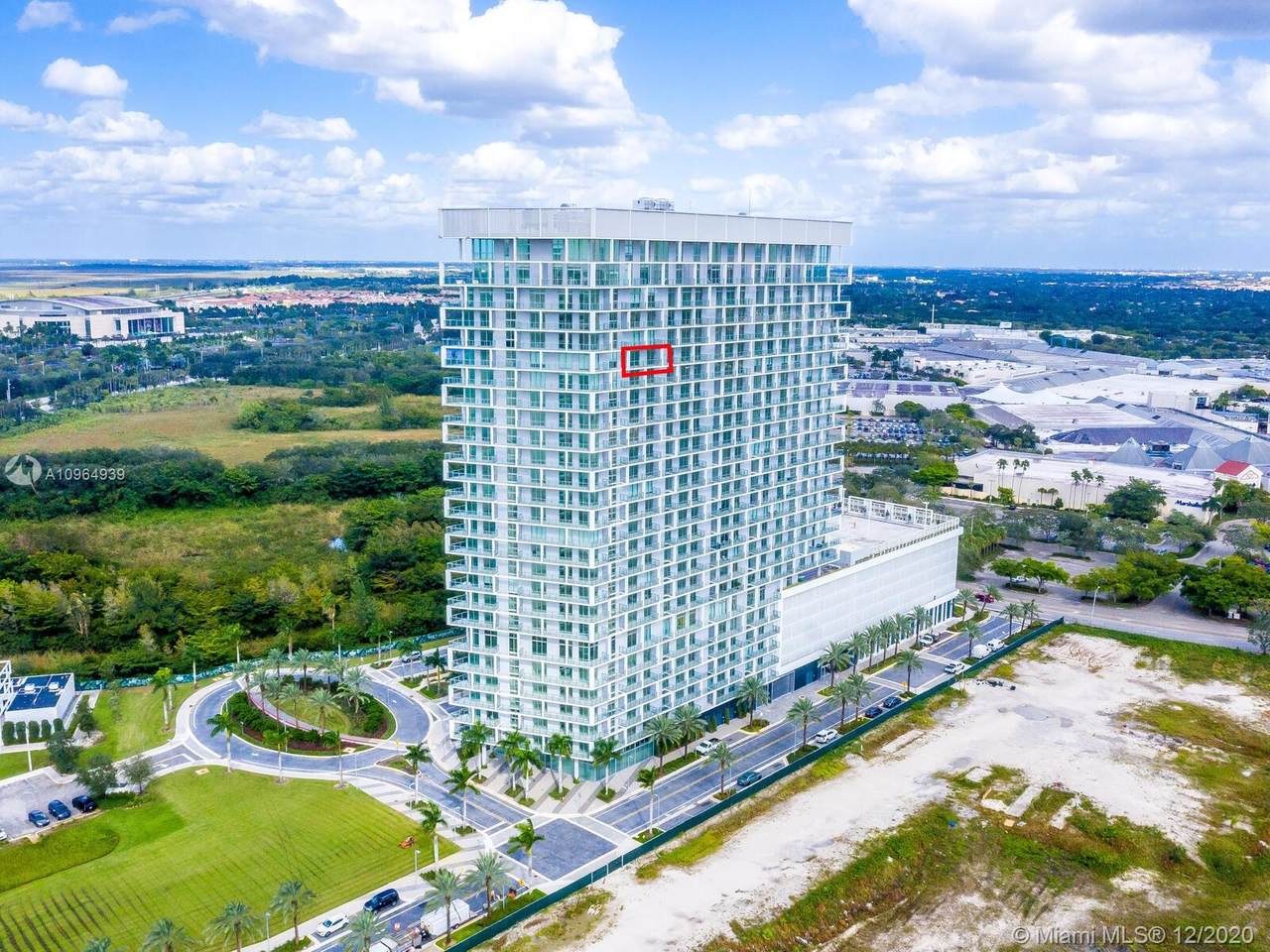 2000 Metropica Way - Photo 1