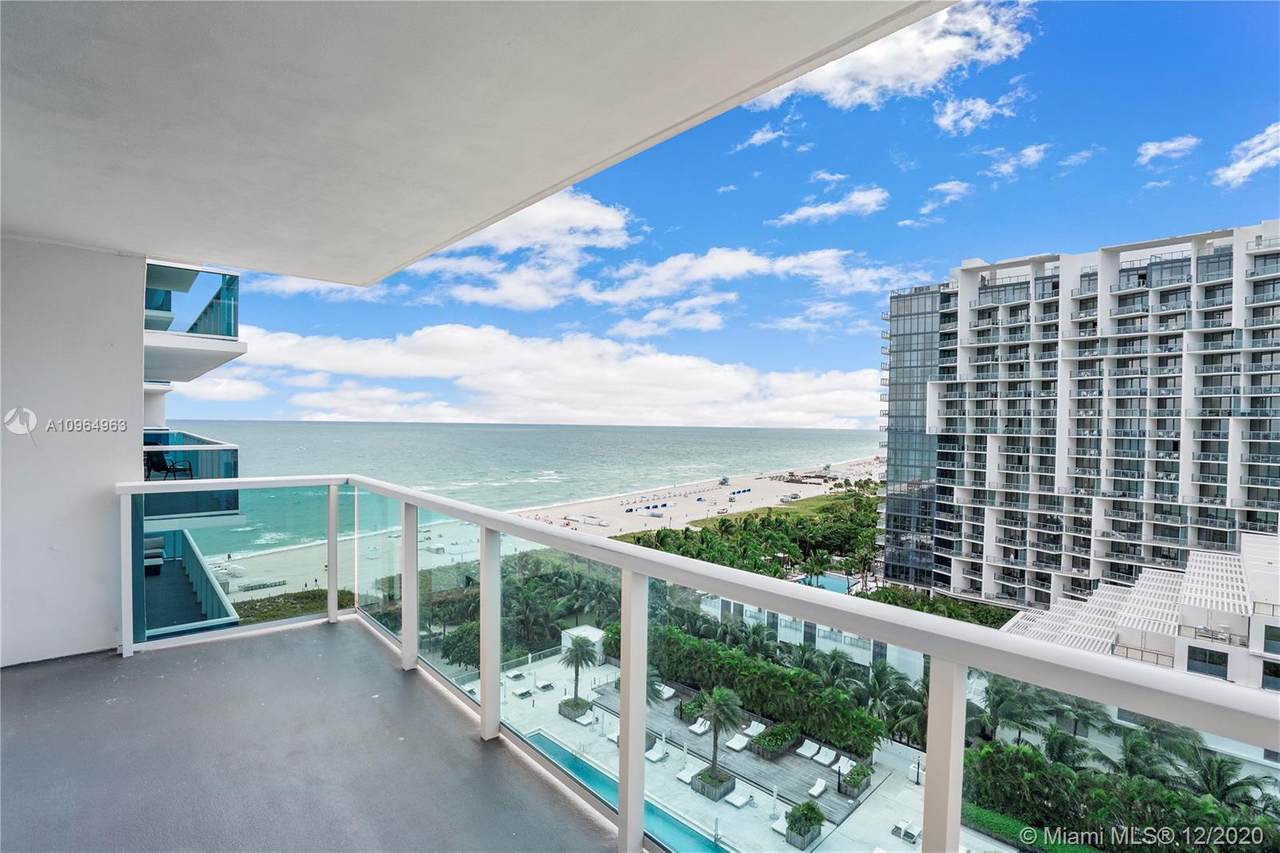 2301 Collins Ave - Photo 1