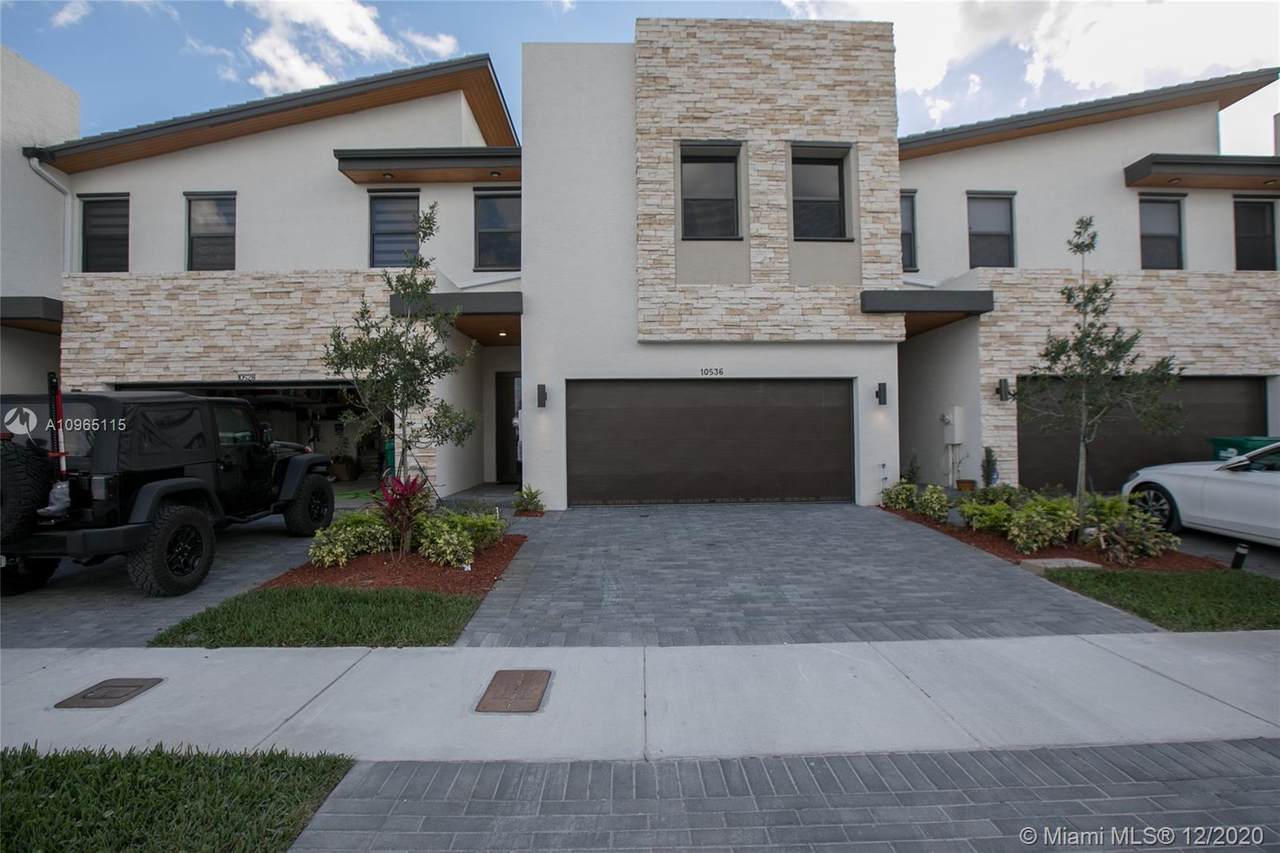 10536 79 St - Photo 1
