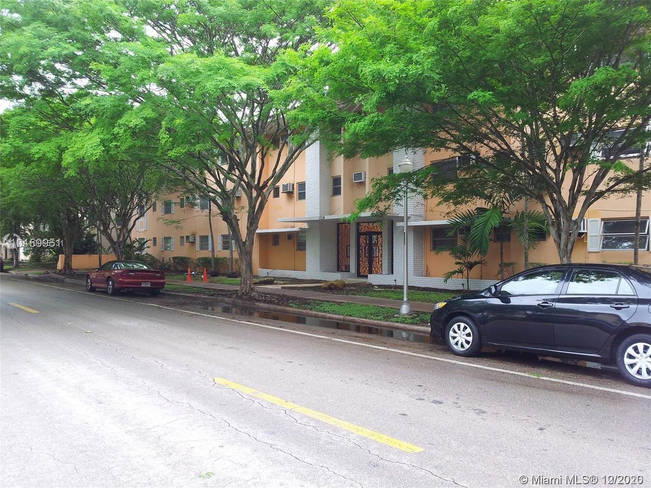1014 Salzedo St - Photo 1
