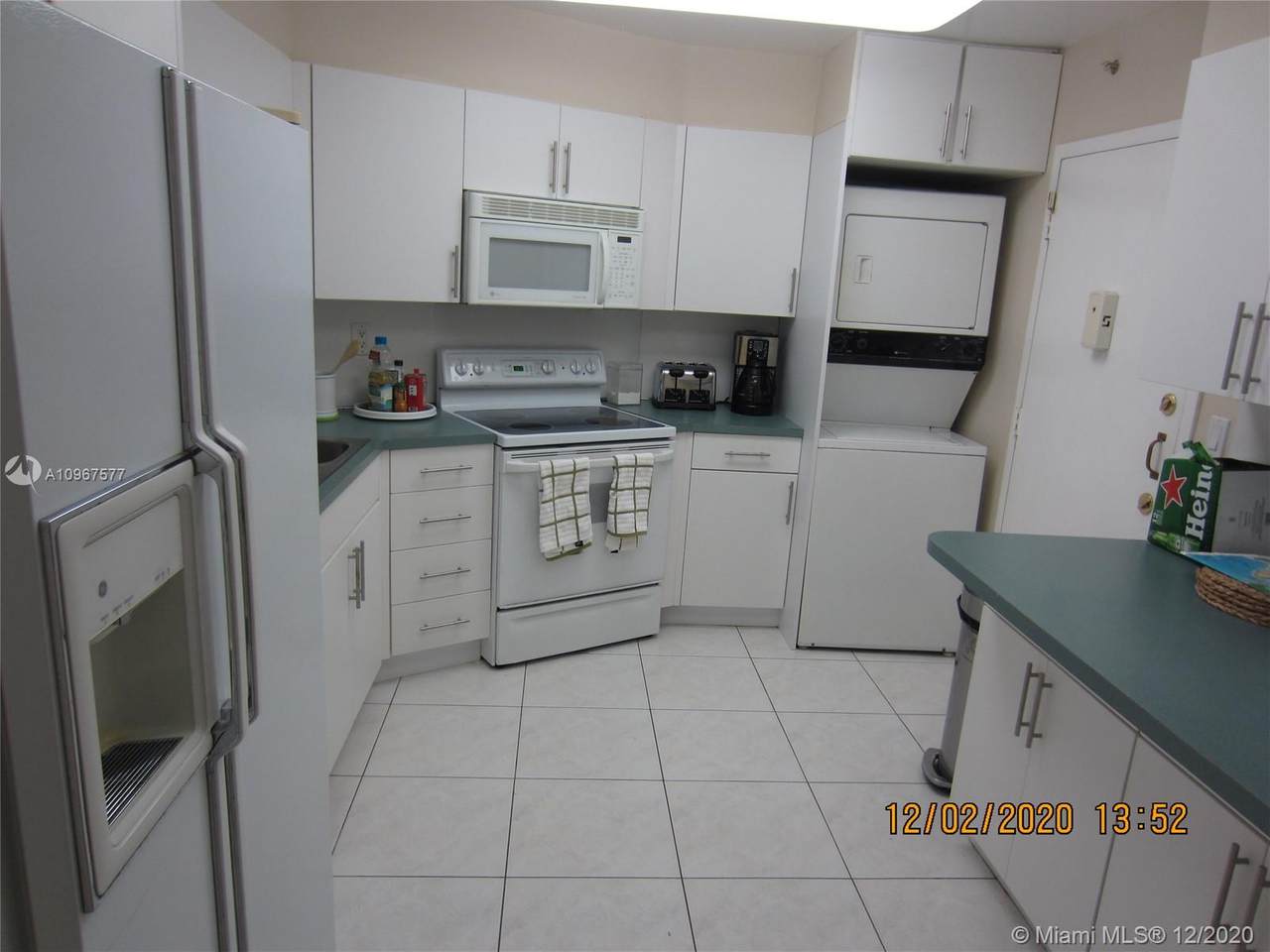 1111 Crandon Blvd - Photo 1