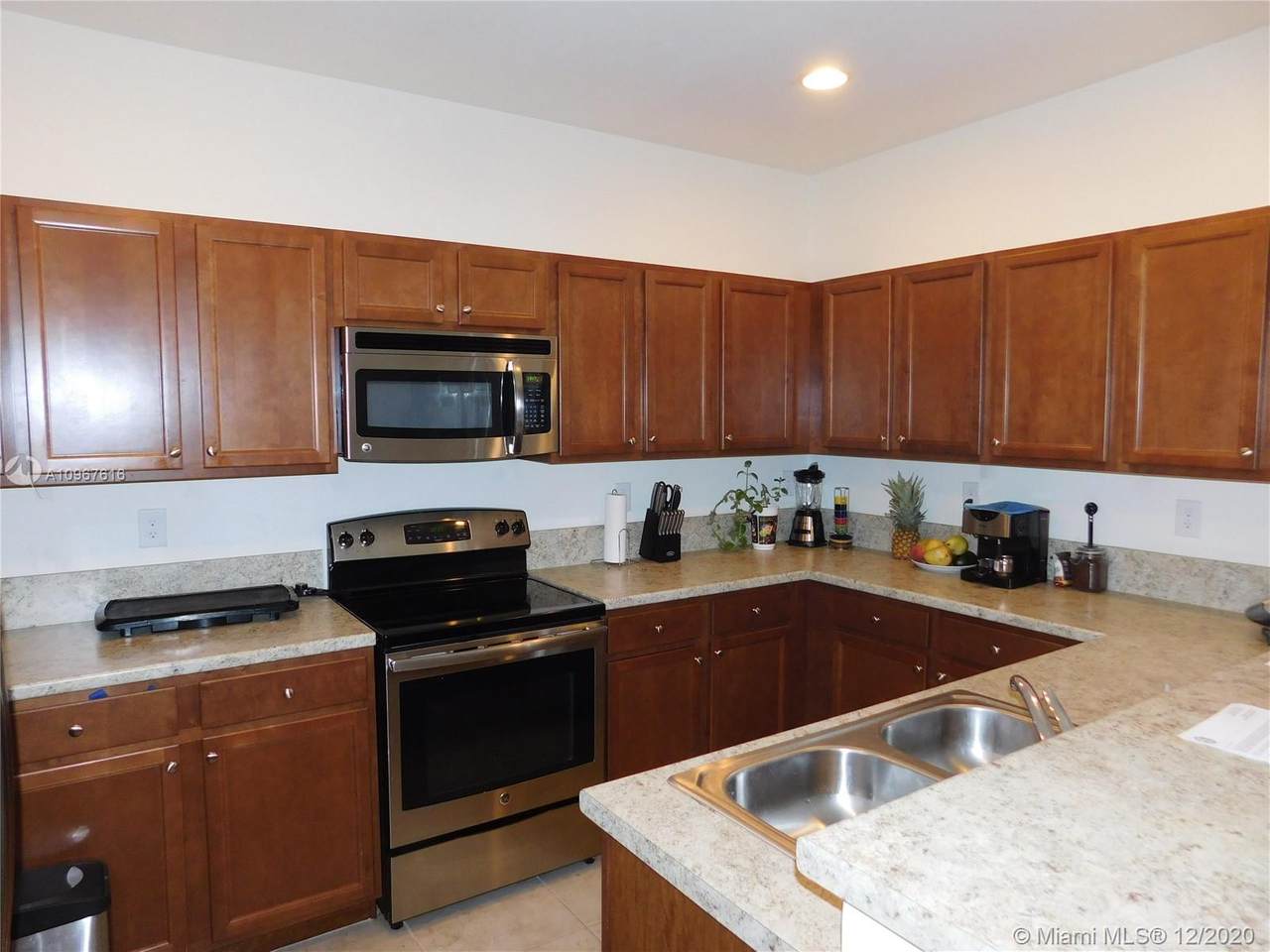11535 150th Pl - Photo 1