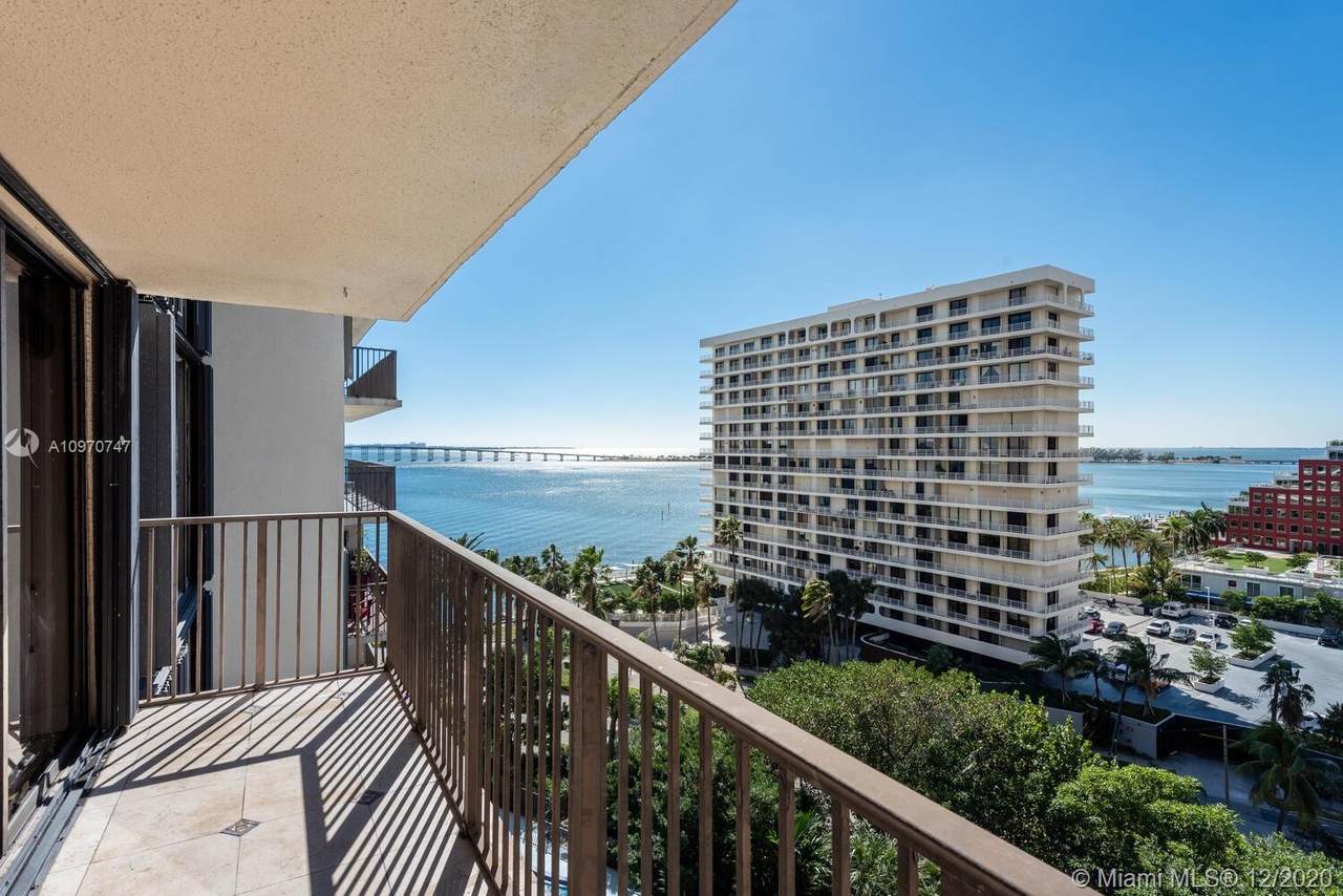 1450 Brickell Bay Dr - Photo 1