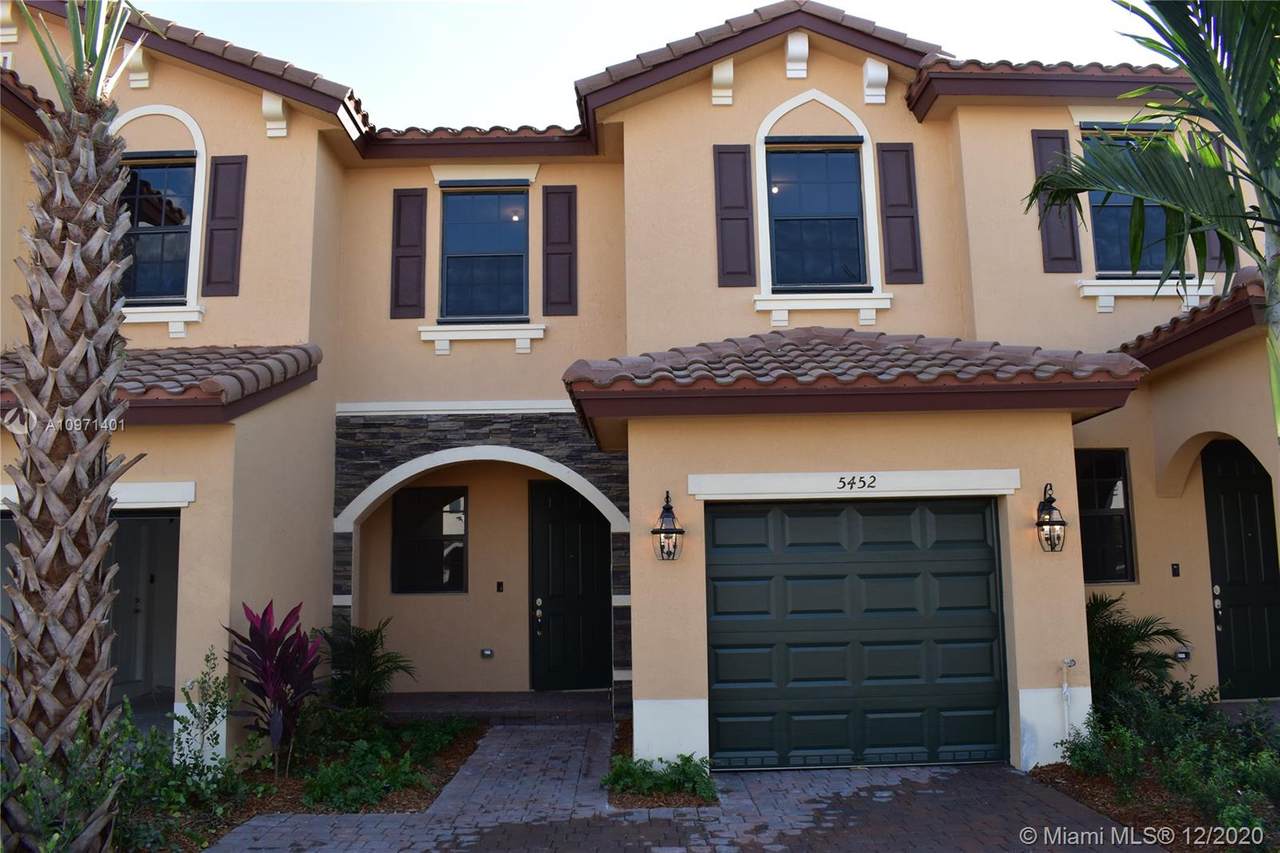 5452 27th Ct - Photo 1
