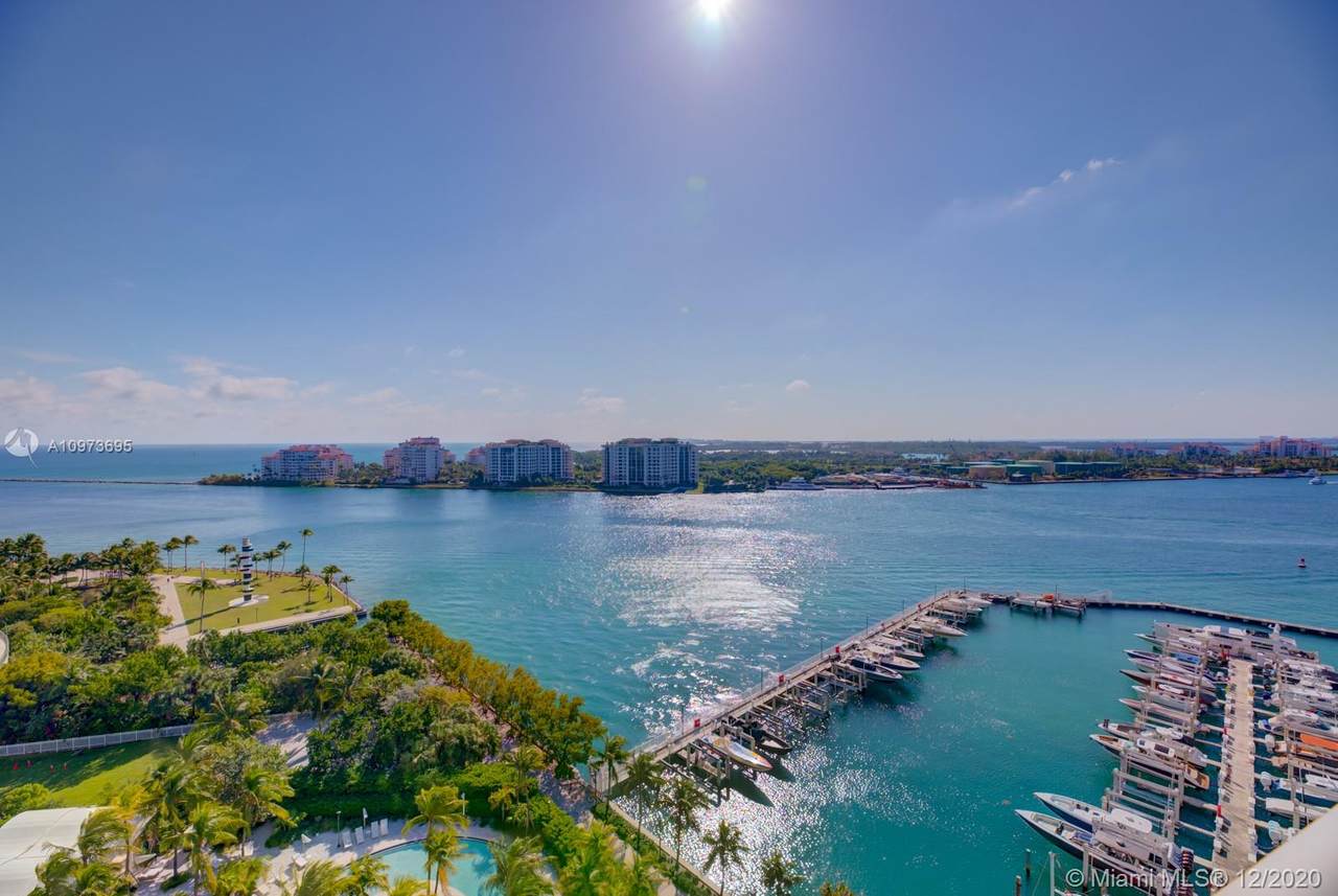 1000 Pointe Dr - Photo 1