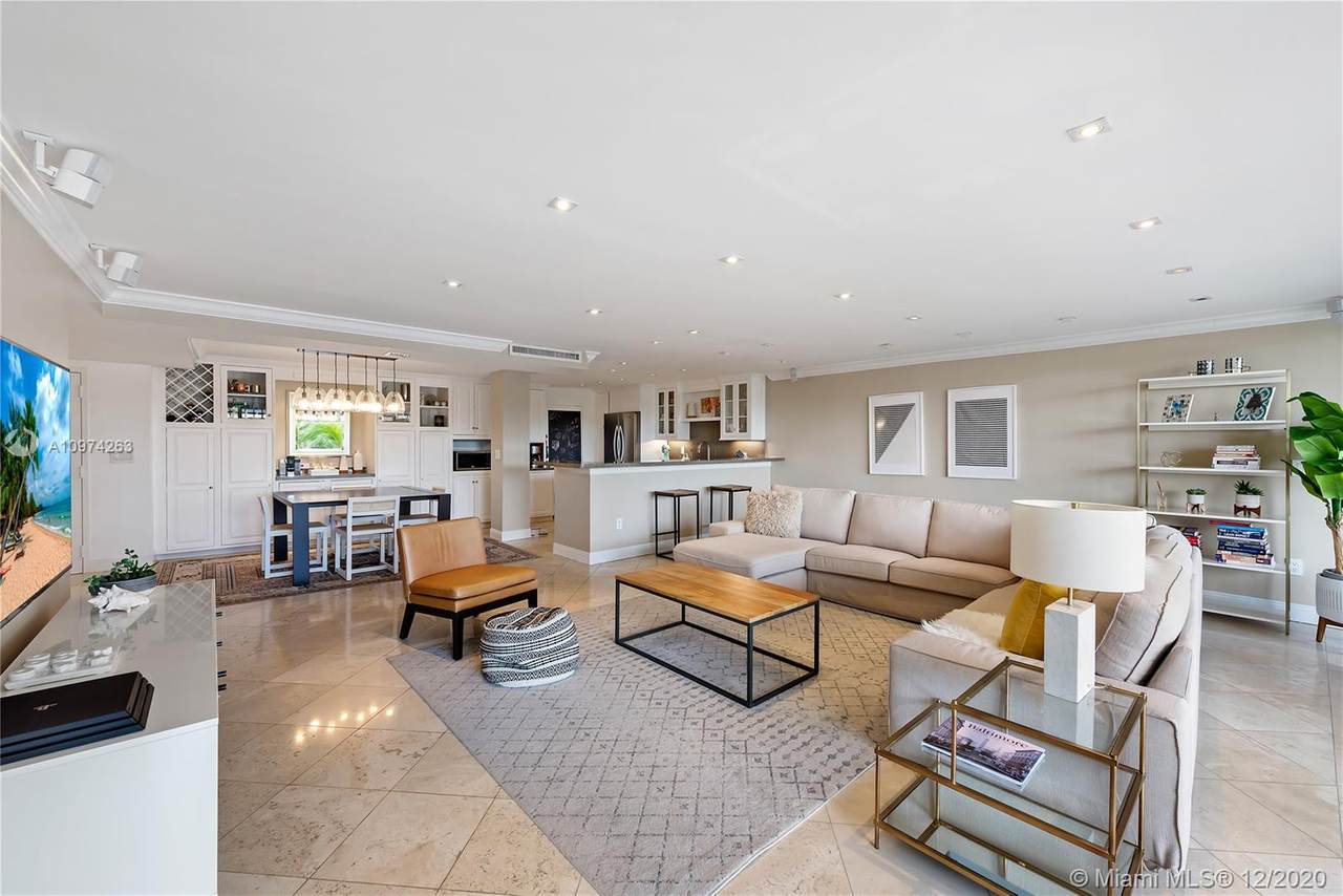 2 Grove Isle Dr - Photo 1