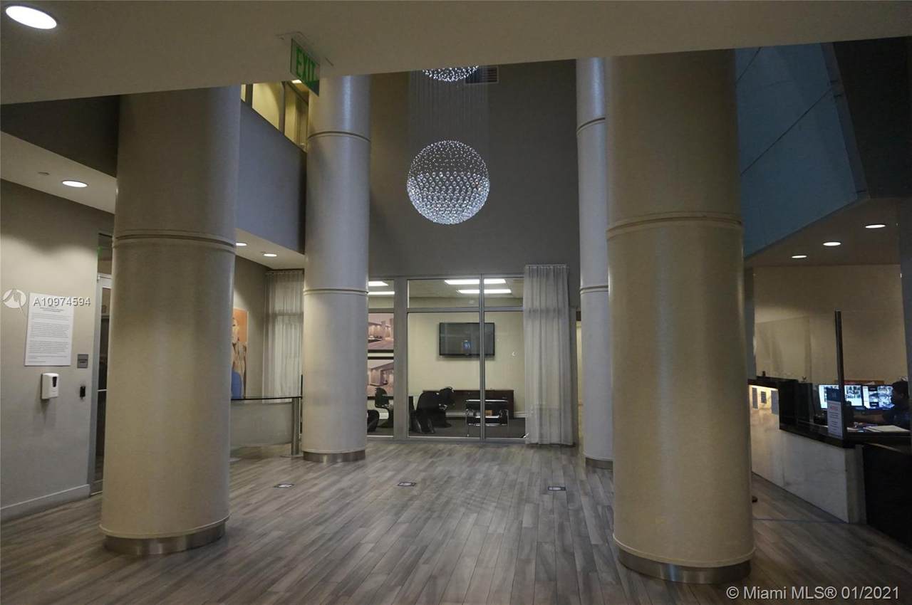 1750 Bayshore Dr - Photo 1