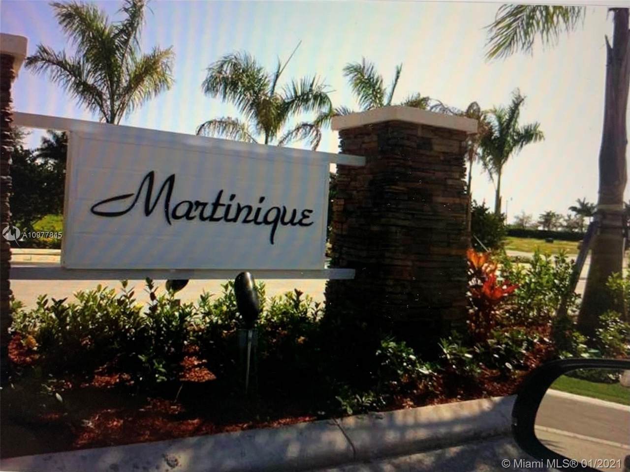 754 32nd Ave - Photo 1